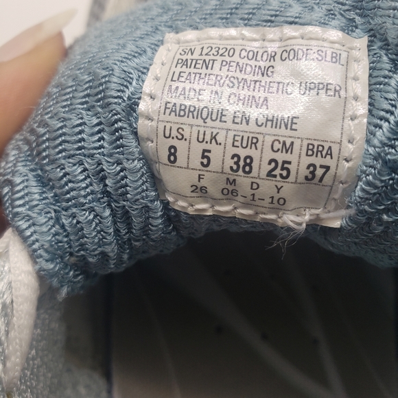 Sketches Shaped up - Picture 11 of 11